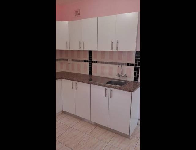 2 BEDROOM PROPERTY TO RENT IN HAVENSIDE